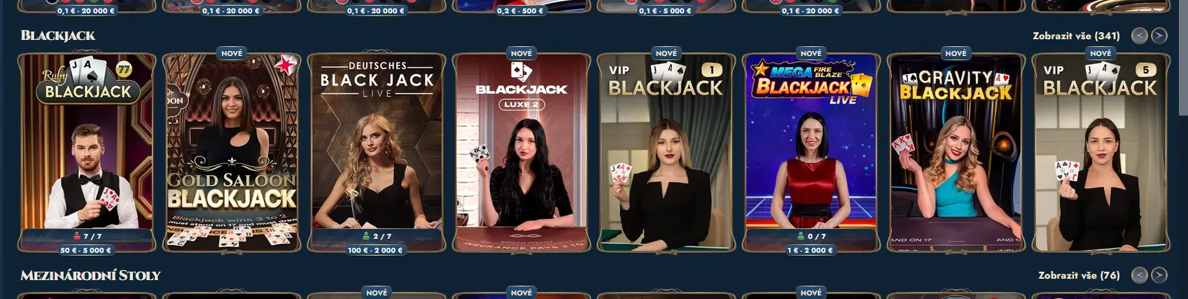 Živý blackjack u stolu s krupiérem v Rich Royal Casino